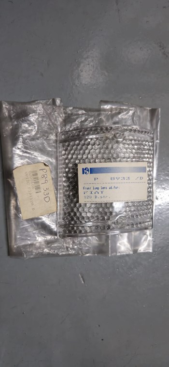P8933D